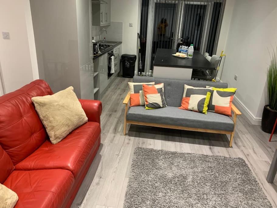 Beautiful 5Bedroom Hse-Contractor/Family/Corporate Dartford Bagian luar foto